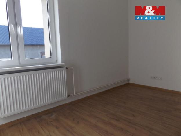 Pronájem bytu 1+1, Petřvald, Ostravská, 28 m2