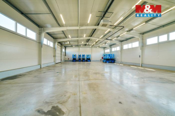 Pronájem výrobních prostor, Trstěnice, 401 m2