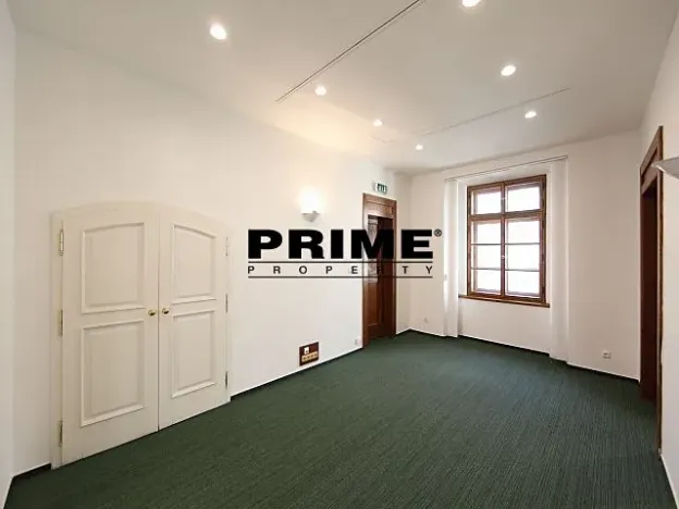 Pronájem kanceláře, Praha - Staré Město, Husova, 167 m2