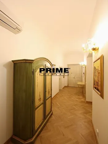 Pronájem bytu 3+1, Praha - Nové Město, Truhlářská, 120 m2