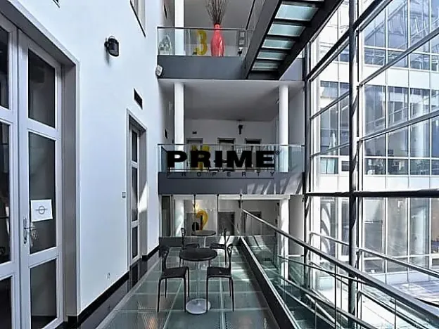 Pronájem kanceláře, Praha - Nové Město, Krakovská, 412 m2
