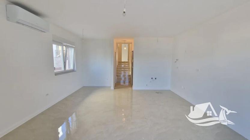 Prodej bytu 2+kk, Stari Grad, Chorvatsko, 57 m2