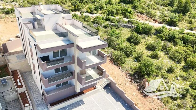 Prodej bytu 2+kk, Stari Grad, Chorvatsko, 57 m2