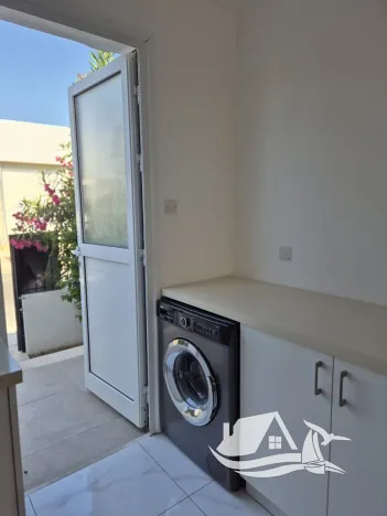 Prodej vícegeneračního domu, Pafos, Kypr, 76 m2