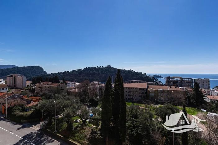 Prodej bytu 3+kk, Petrovac, Černá Hora, 51 m2