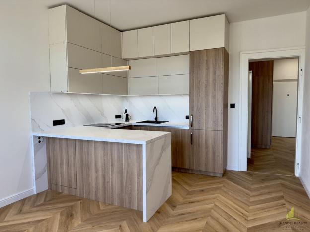 Pronájem bytu 3+kk, Praha - Libeň, Sokolovská, 93 m2