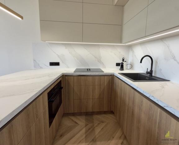 Pronájem bytu 3+kk, Praha - Libeň, Sokolovská, 93 m2