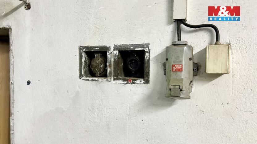 Pronájem výrobních prostor, Benátky nad Jizerou - Benátky nad Jizerou I, 700 m2