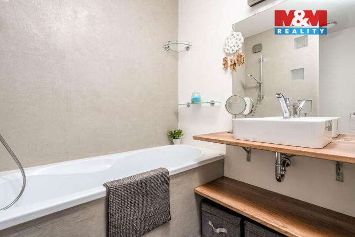 Prodej bytu 3+1, Praha - Černý Most, Kpt. Stránského, 73 m2