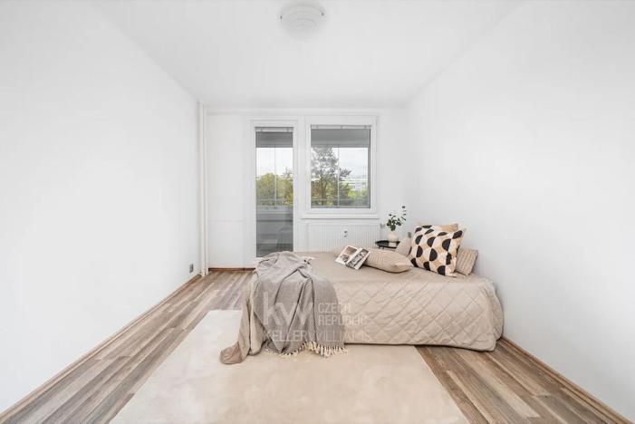 Prodej bytu 3+kk, Praha - Prosek, Vysočanská, 73 m2