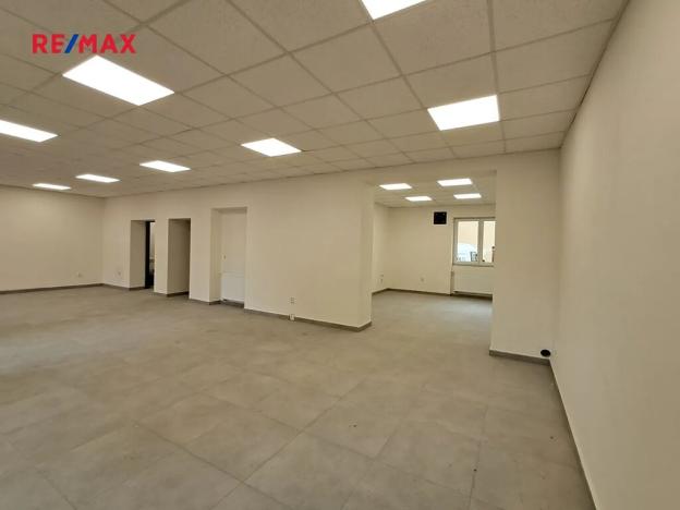 Pronájem obchodního prostoru, Praha - Řepy, Karlovarská, 90 m2