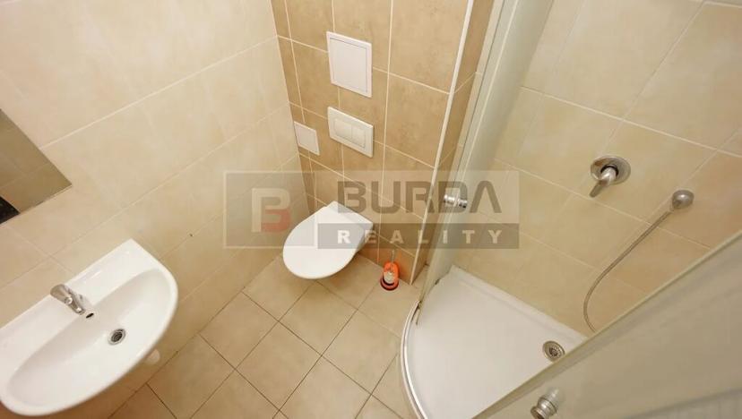 Pronájem bytu 1+kk, Neratovice, 26 m2