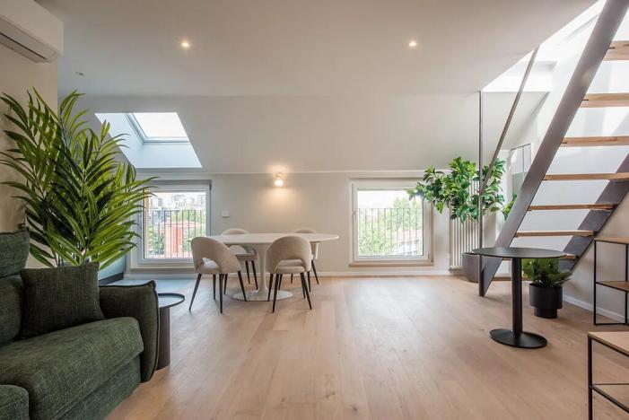 Prodej bytu 3+kk, Milán, Itálie, Via Giacomo Antonini, 90 m2