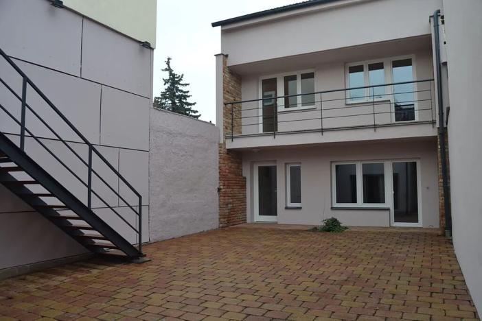 Prodej obchodního prostoru, Brno, Soběšická, 195 m2