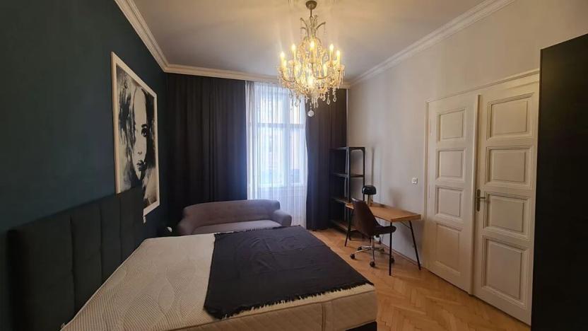 Pronájem bytu 2+1, Praha - Nové Město, Na výtoni, 85 m2