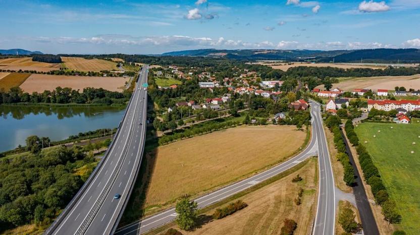 Prodej komerčního pozemku, Bělotín, 9952 m2