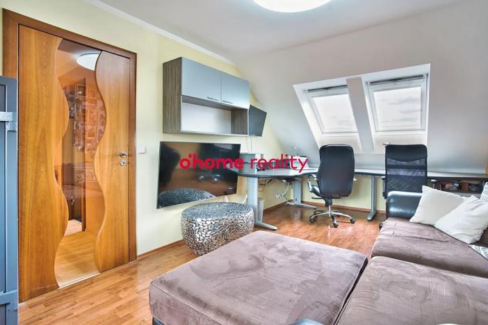 Prodej rodinného domu, Hlušovice, Loučky, 237 m2