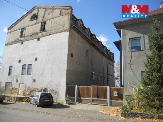 Prodej obchodního prostoru, Hředle, 1805 m2