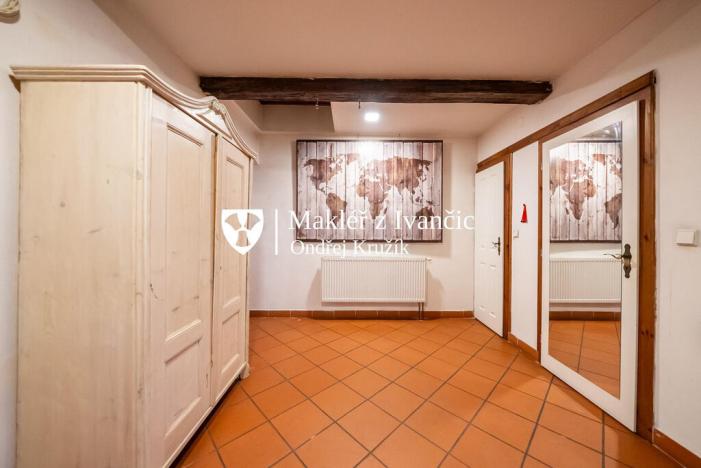 Pronájem rodinného domu, Ivančice, Jana Schwarze, 178 m2