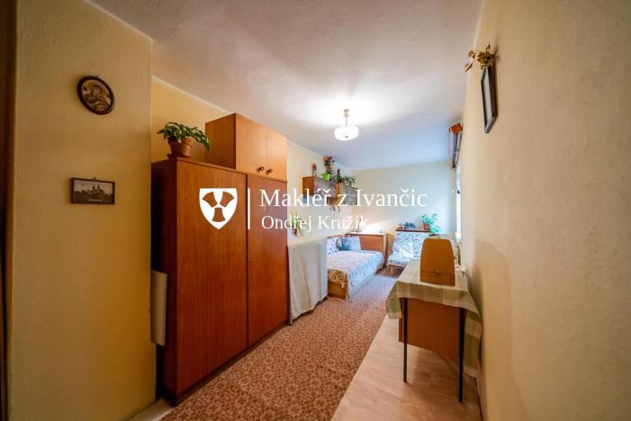 Prodej rodinného domu, Hluboké, 107 m2