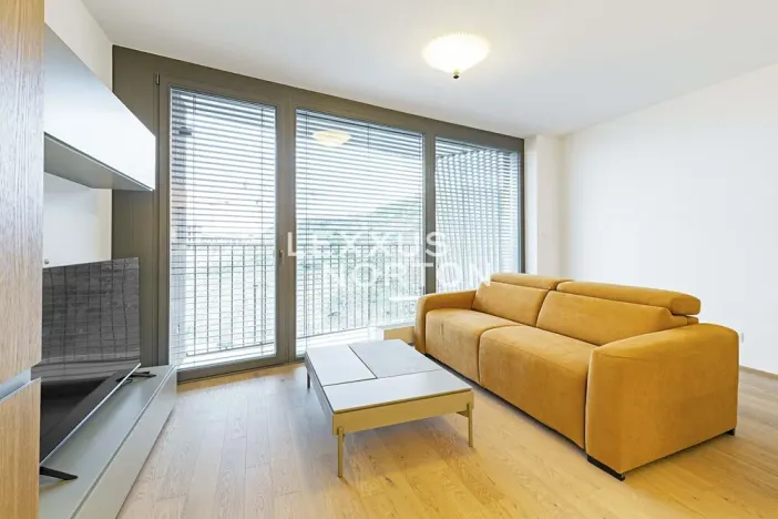 Pronájem bytu 1+kk, Praha - Smíchov, Šiklové, 38 m2