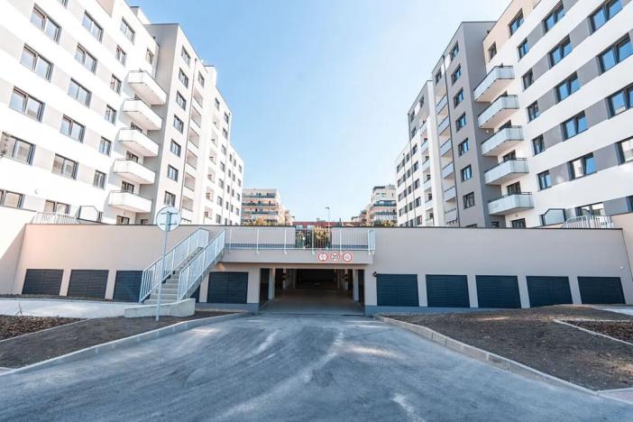 Pronájem bytu 3+kk, Praha - Hlubočepy, Fabiánové, 63 m2