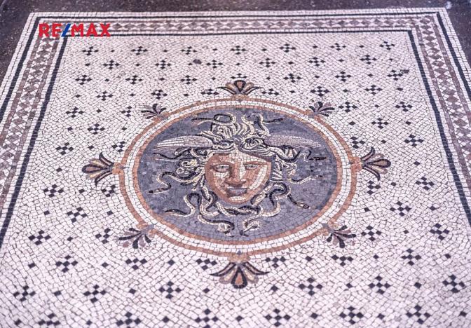 Prodej bytu 2+kk, Praha - Staré Město, Křižovnická, 71 m2