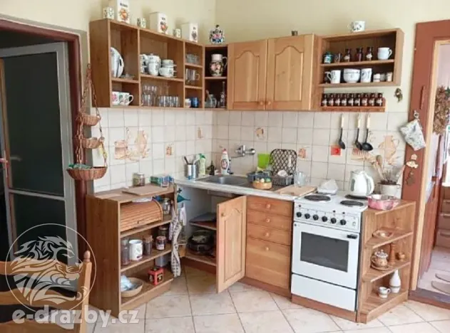 Dražba rodinného domu, Drozdov, 150 m2