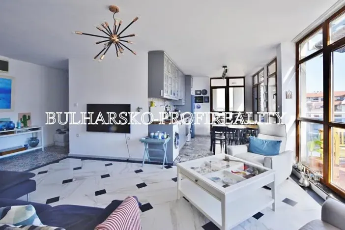 Prodej bytu 4+kk, Nesebar, Bulharsko, 144 m2