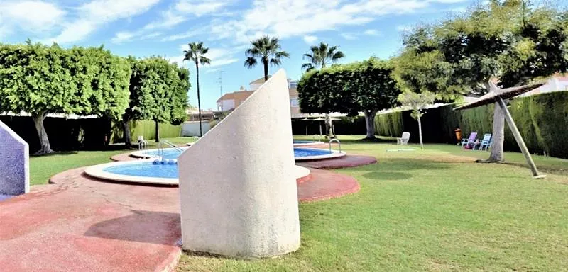 Prodej bytu 3+kk, Torrevieja, Španělsko, Calle Mar García Torregrosa, 54 m2