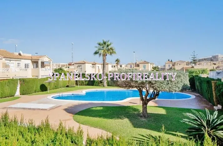 Prodej bytu 3+1, Torrevieja, Španělsko, 75 m2