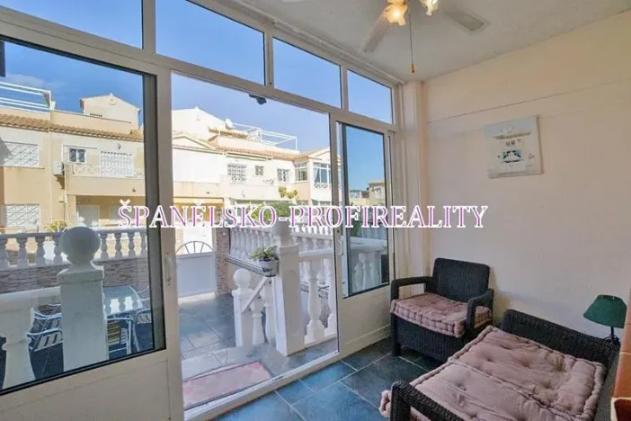 Prodej bytu 3+1, Torrevieja, Španělsko, 75 m2