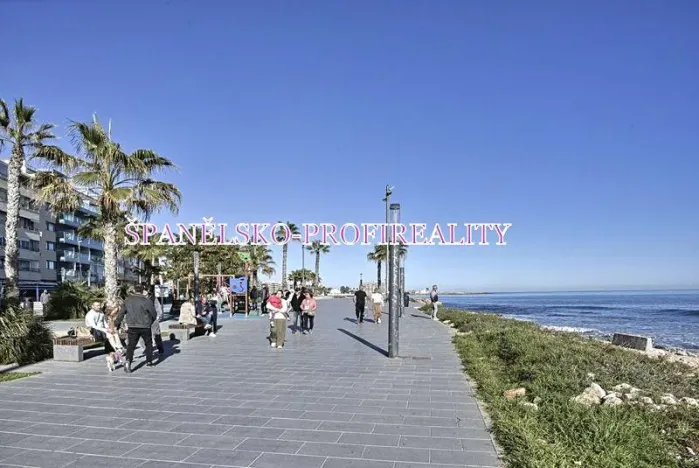 Prodej bytu 3+kk, Torrevieja, Španělsko, 55 m2