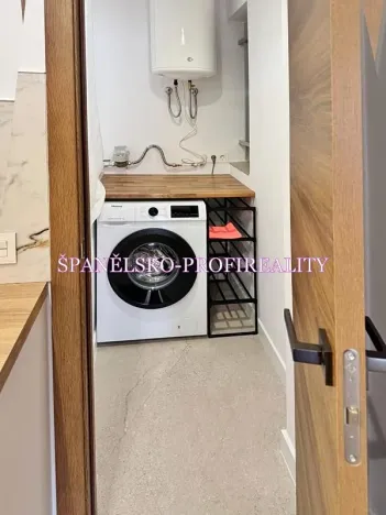 Prodej bytu 4+kk, Torrevieja, Španělsko, 80 m2