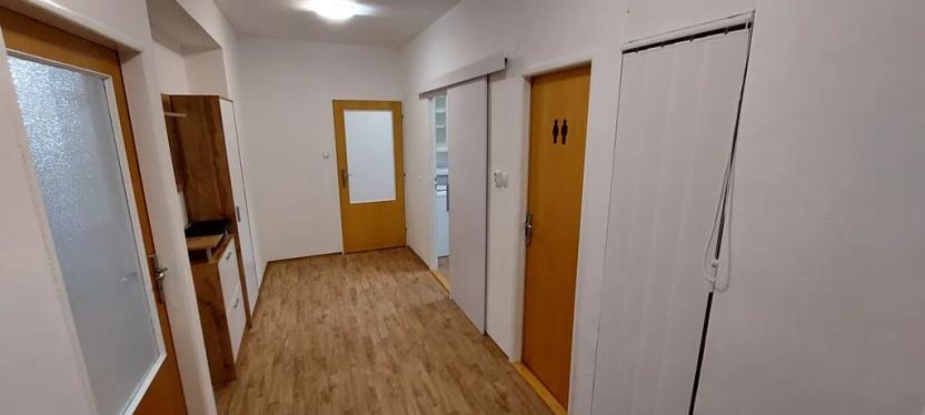 Pronájem bytu 3+1, Pozlovice, Hlavní, 75 m2