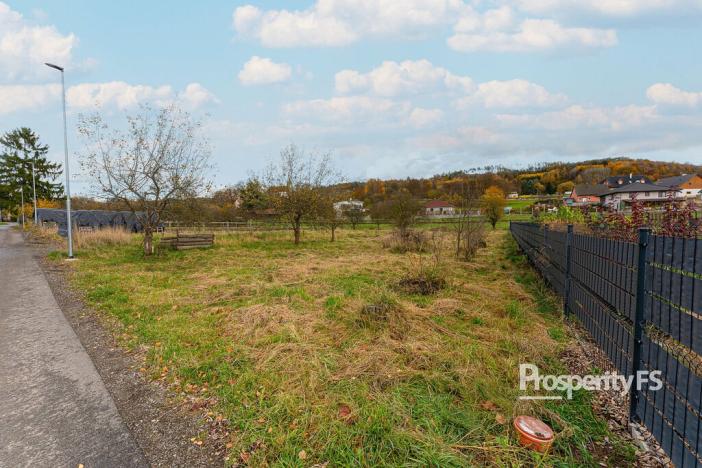 Prodej pozemku, Knínice, 746 m2