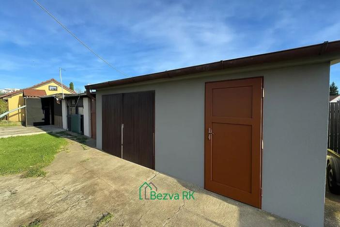 Prodej rodinného domu, Králův Dvůr, Pod Hájem, 270 m2