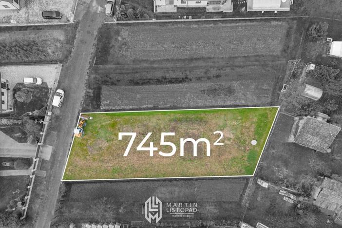 Prodej pozemku pro bydlení, Kožušany-Tážaly, 745 m2