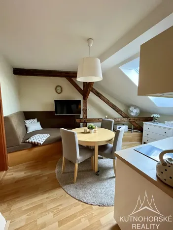 Pronájem bytu 2+kk, Kutná Hora, Husova, 53 m2