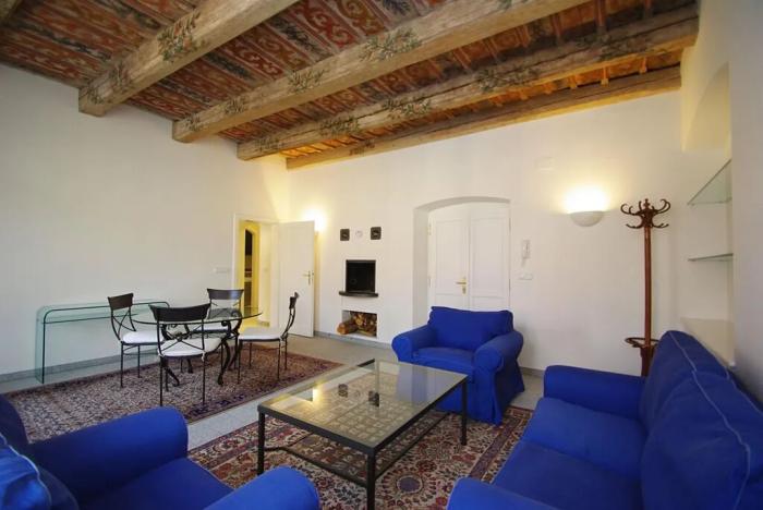 Pronájem bytu 3+1, Praha - Malá Strana, Hroznová, 73 m2