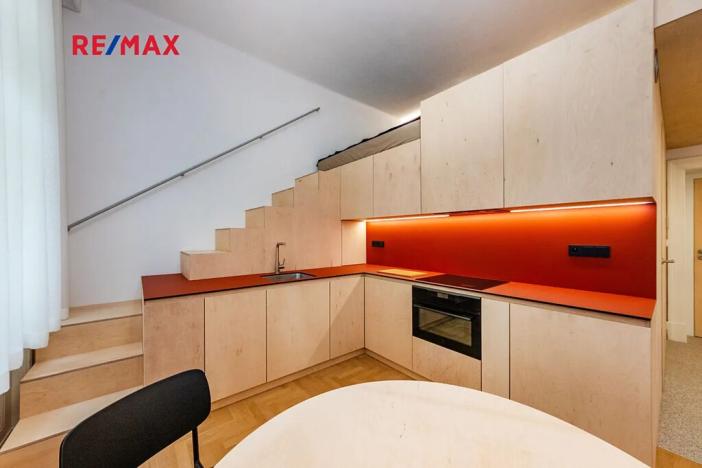 Pronájem bytu 1+kk, Praha - Josefov, Žatecká, 27 m2