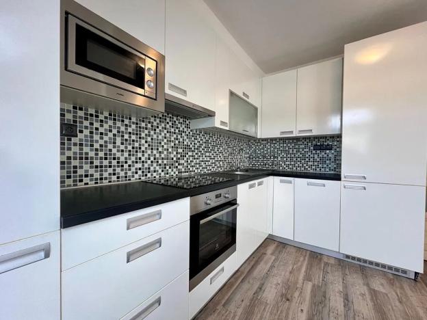 Prodej bytu 3+kk, Praha, Podnádražní, 60 m2