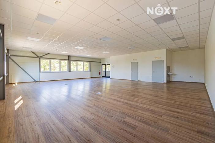 Pronájem kanceláře, Milovice, 140 m2