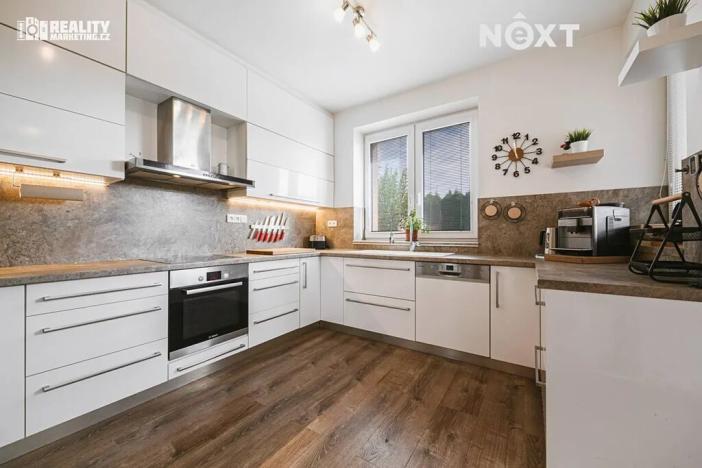 Prodej rodinného domu, Kovalovice, 308 m2