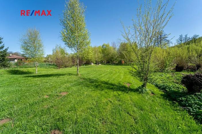 Prodej pozemku, Vlastějovice, 2100 m2