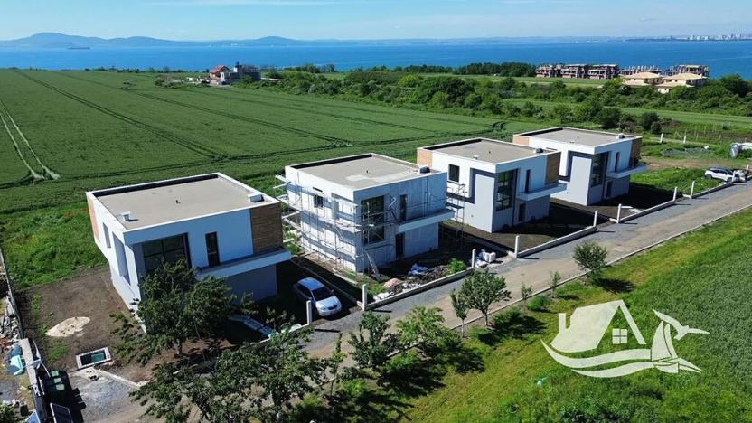 Prodej rodinného domu, Pomorie, Bulharsko, 196 m2