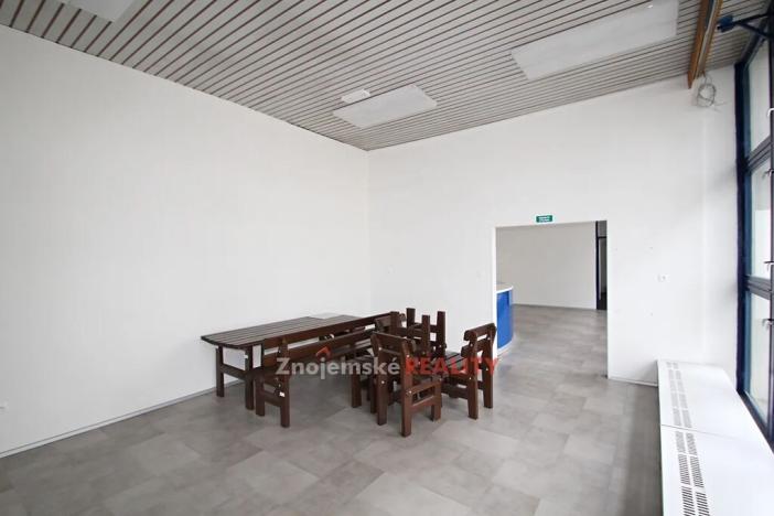 Pronájem obchodního prostoru, Znojmo, 97 m2