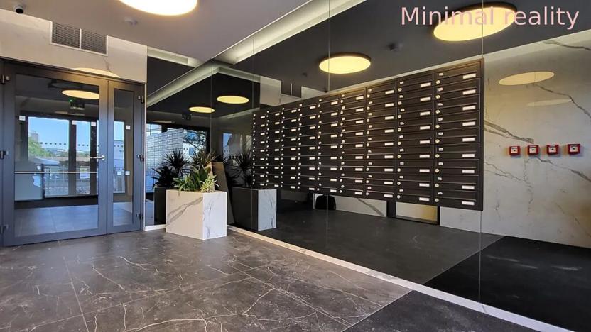 Pronájem kanceláře, Brno, Komárovská, 61 m2