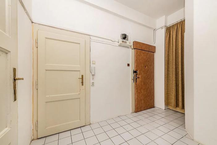 Pronájem bytu 1+1, Praha - Holešovice, Komunardů, 48 m2