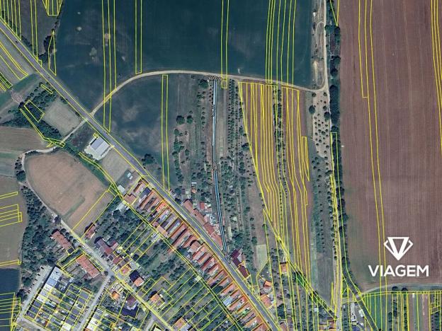 Prodej zahrady, Hluk, 900 m2